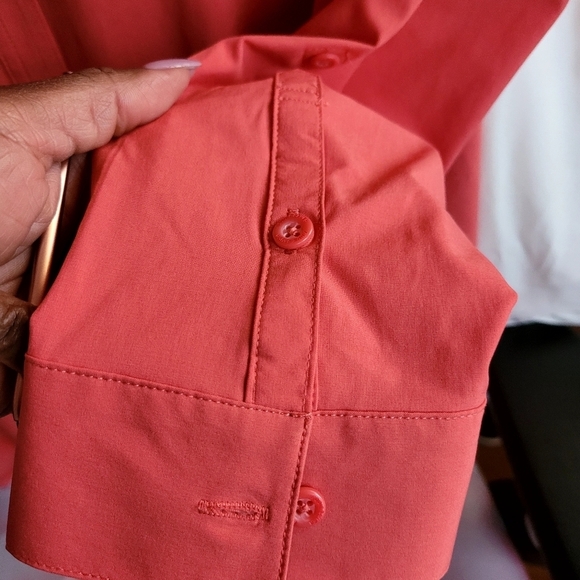 Eddie Bauer Women's Classic Fit Shirt Size Large - Picture 3 of 7